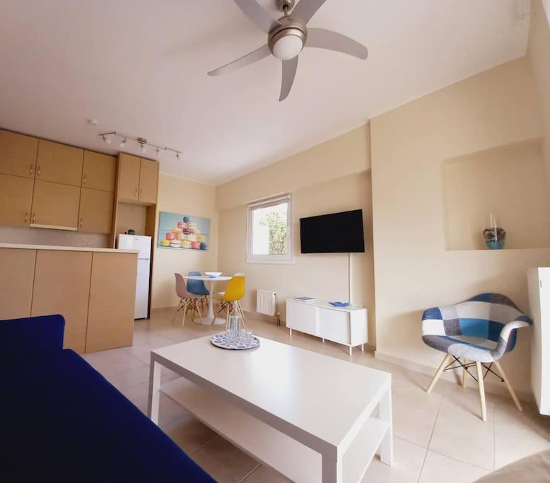 アテネBlue -Spacious 1Bdr Corner Flat/Balcony/Viewアパートメント エクステリア 写真